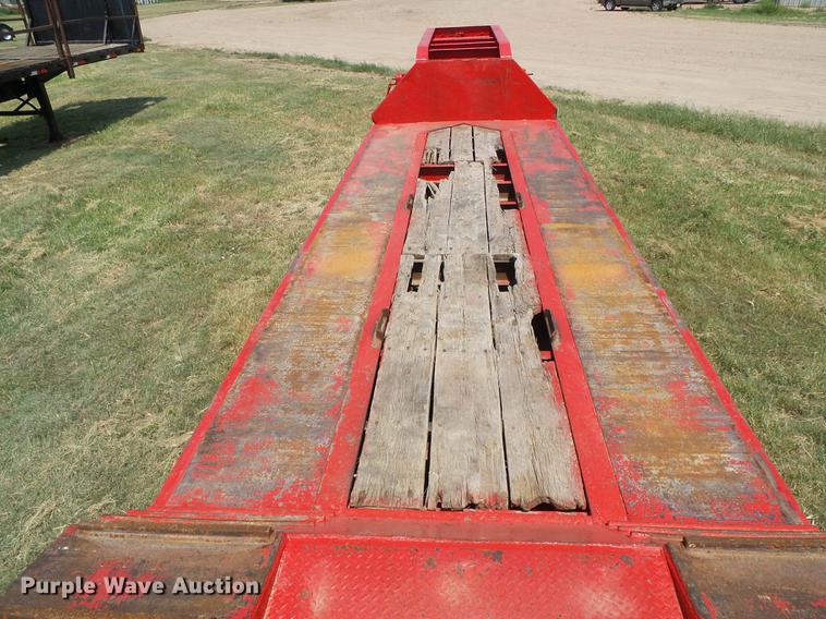 image for item DD5861 2001 Clark CDDLR-2001 lowboy equipment trailer
