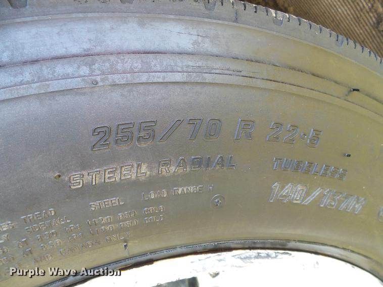 image for item DD5861 2001 Clark CDDLR-2001 lowboy equipment trailer