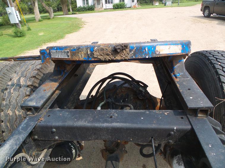 image for item DD5864 1967 International D2000 Fleet Star semi truck