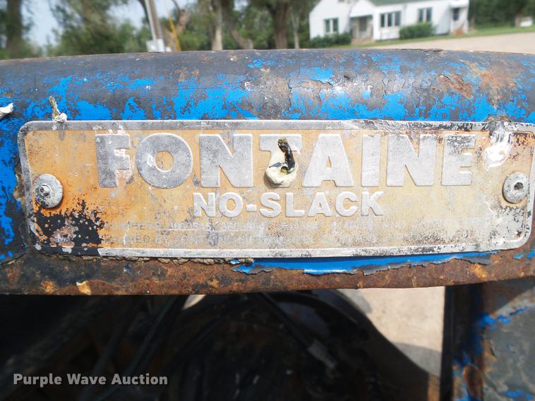 image for item DD5864 1967 International D2000 Fleet Star semi truck