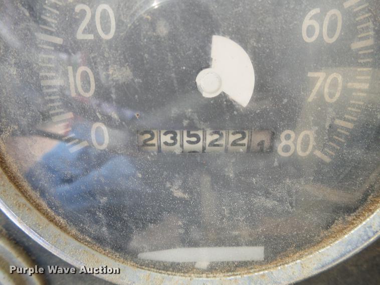 image for item DD5864 1967 International D2000 Fleet Star semi truck