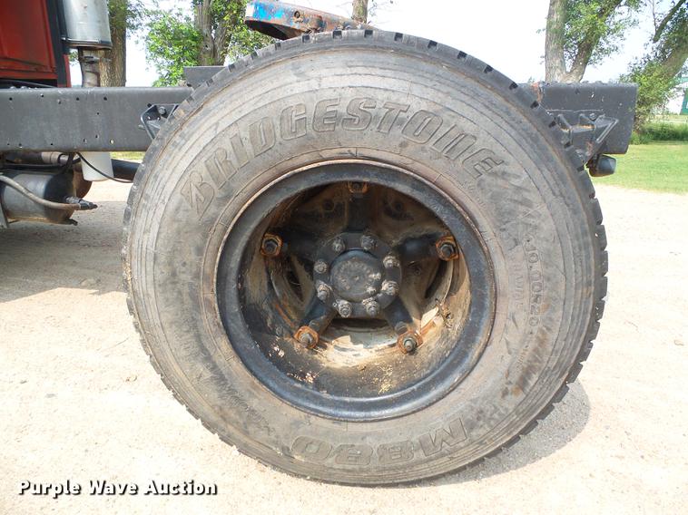 image for item DD5864 1967 International D2000 Fleet Star semi truck