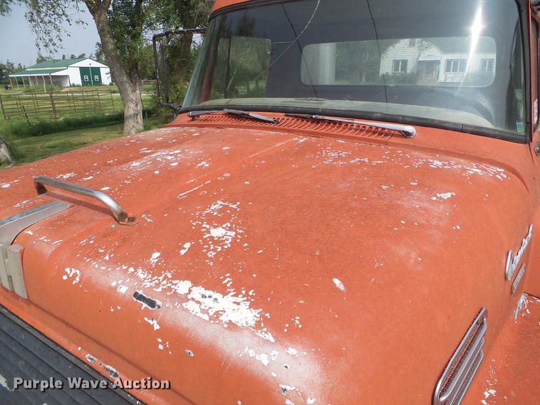 image for item DD5864 1967 International D2000 Fleet Star semi truck