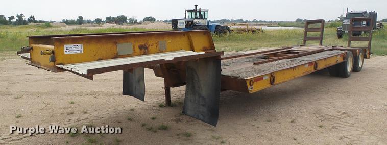 image for item DD5866 1973 Hyster C25TA equipment trailer