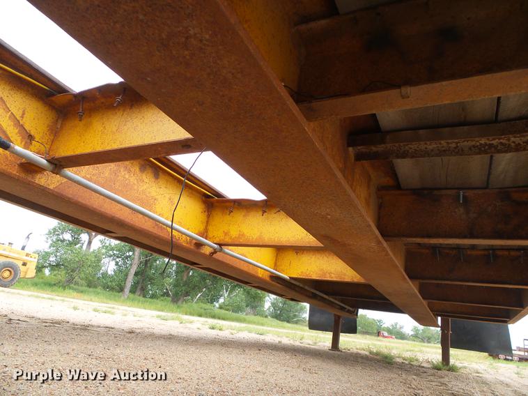 image for item DD5866 1973 Hyster C25TA equipment trailer