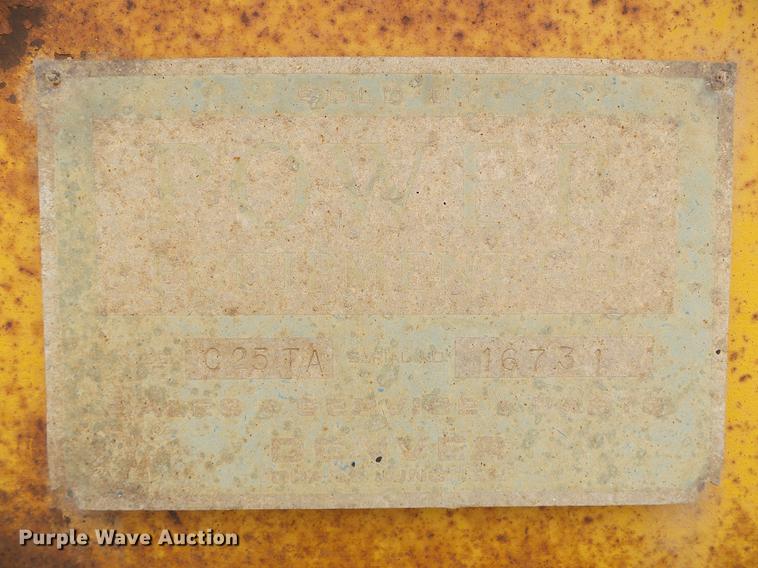 image for item DD5866 1973 Hyster C25TA equipment trailer