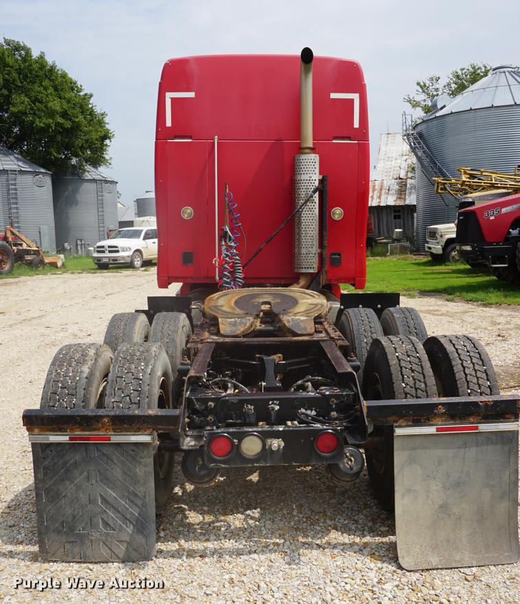 image for item DD6418 2000 Kenworth T2000 semi truck