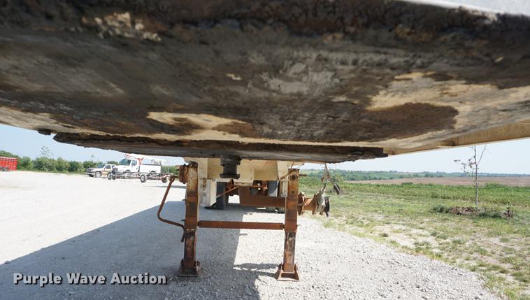 image for item DD7876 1964 Moser tank trailer