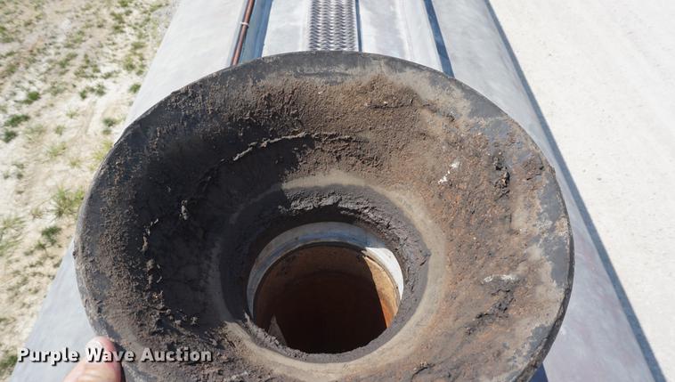 image for item DD7876 1964 Moser tank trailer