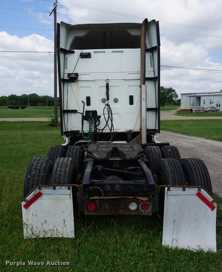 image for item DD7909 2009 International ProStar Premium semi truck