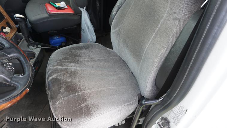 image for item DD7909 2009 International ProStar Premium semi truck