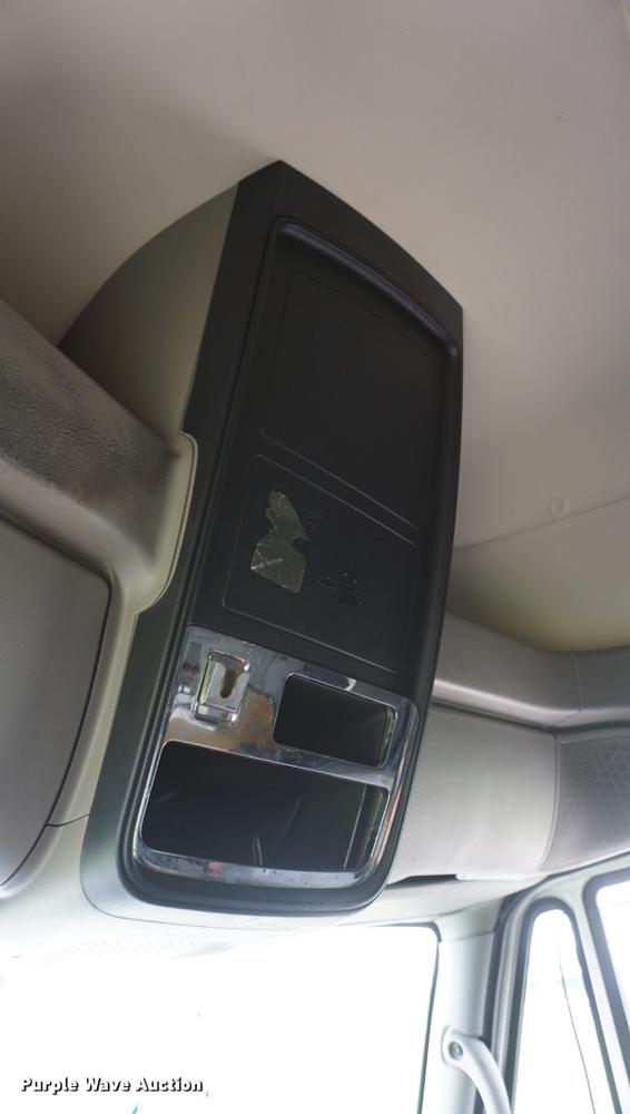 image for item DD7909 2009 International ProStar Premium semi truck