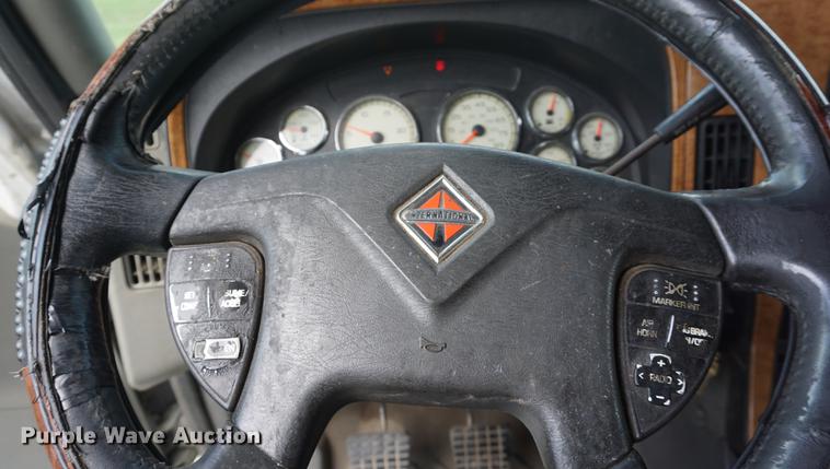 image for item DD7909 2009 International ProStar Premium semi truck