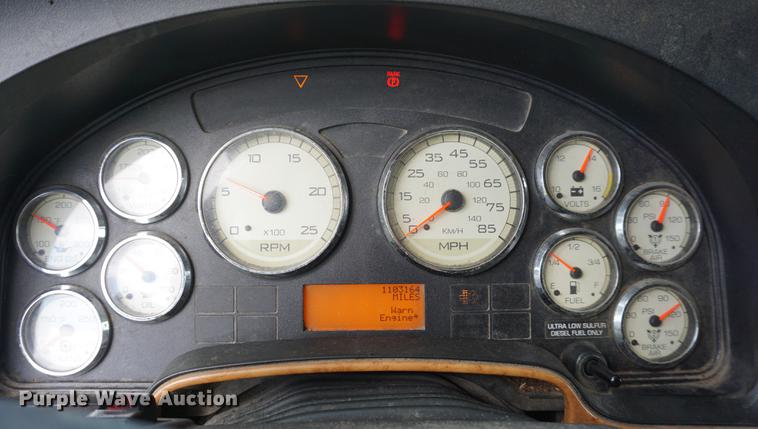 image for item DD7909 2009 International ProStar Premium semi truck