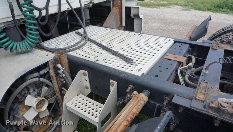 image for item DD7909 2009 International ProStar Premium semi truck