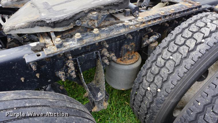 image for item DD7909 2009 International ProStar Premium semi truck