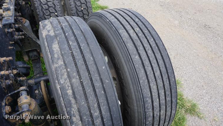 image for item DD7909 2009 International ProStar Premium semi truck