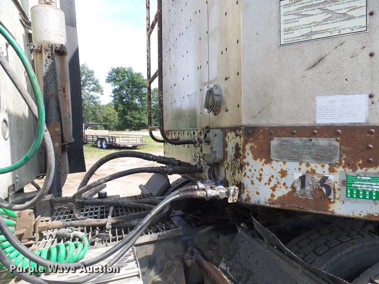 image for item DE5161 2000 Peerless 45-CTSSF live bottom trailer