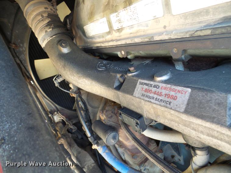 image for item DE5187 1994 Freightliner FLB semi truck