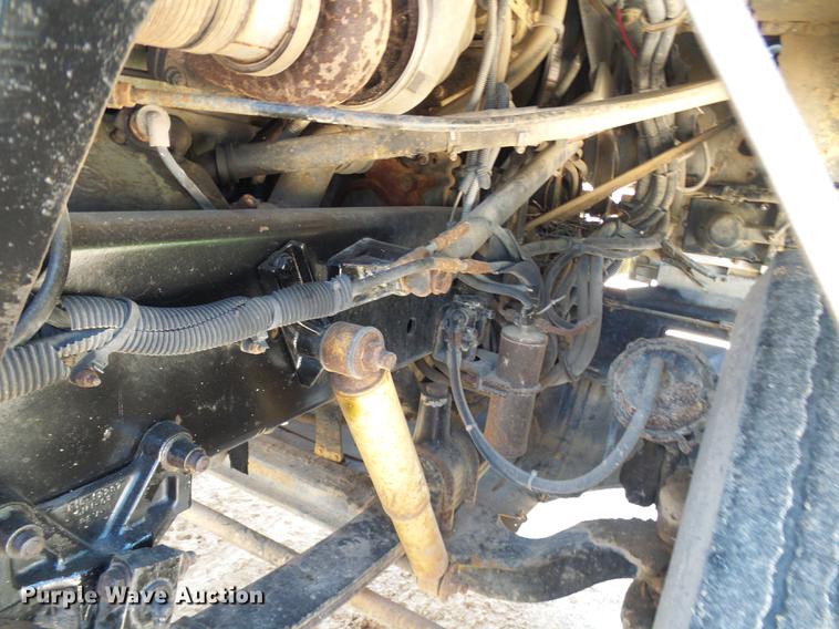 image for item DE5187 1994 Freightliner FLB semi truck