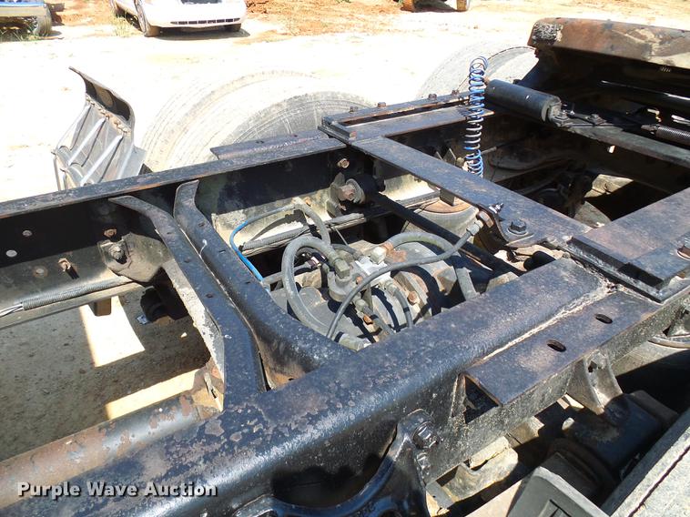 image for item DE5188 1988 International 8300 semi truck