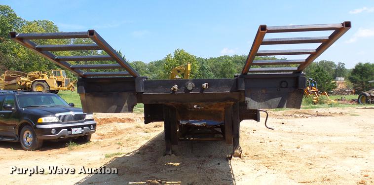 image for item DE5190 2003 Doonan 482DB14B equipment trailer