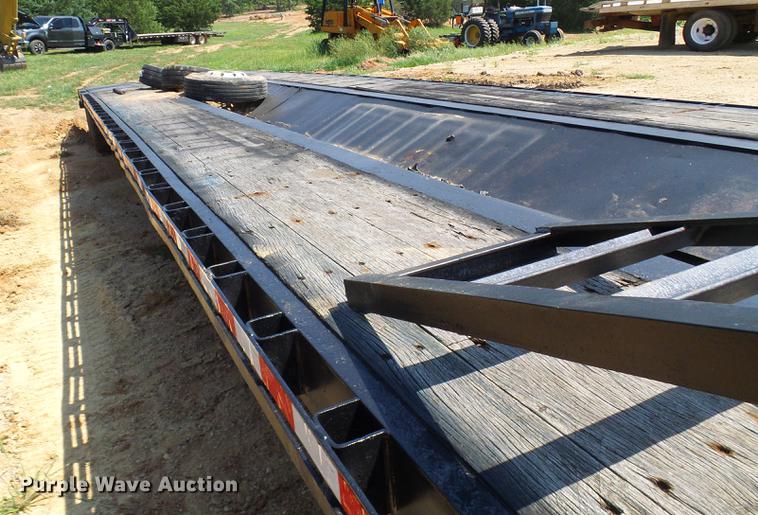 image for item DE5190 2003 Doonan 482DB14B equipment trailer