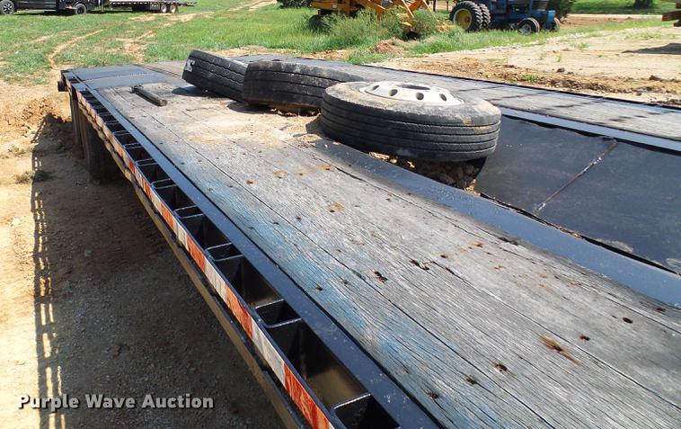 image for item DE5190 2003 Doonan 482DB14B equipment trailer