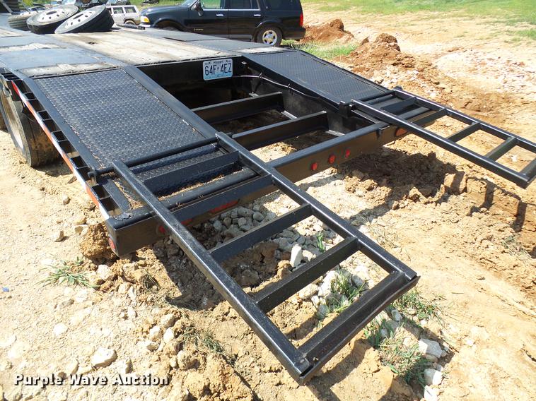 image for item DE5190 2003 Doonan 482DB14B equipment trailer