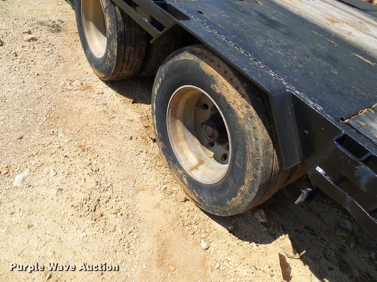 image for item DE5190 2003 Doonan 482DB14B equipment trailer