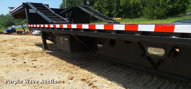 image for item DE5190 2003 Doonan 482DB14B equipment trailer