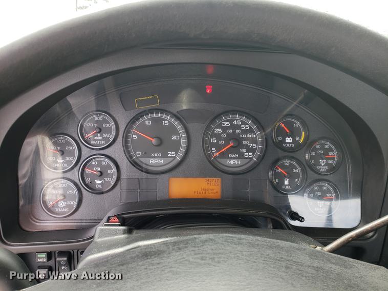 image for item DF2436 2012 International ProStar semi truck