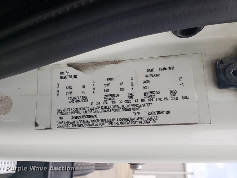 image for item DF2436 2012 International ProStar semi truck