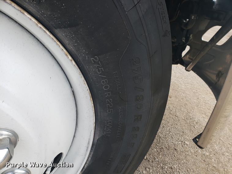 image for item DF2436 2012 International ProStar semi truck