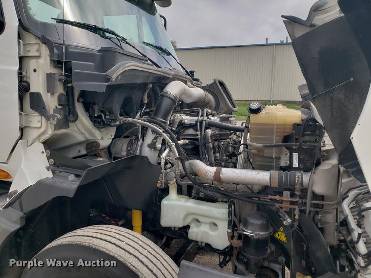 image for item DF2436 2012 International ProStar semi truck