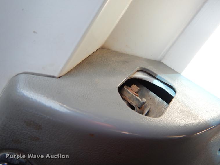 image for item EK9598 2003 Sterling semi truck