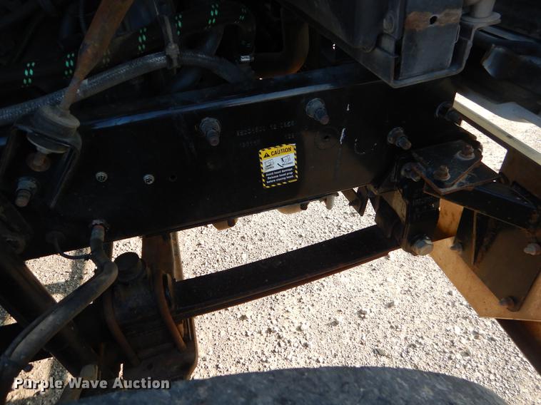 image for item EK9739 2002 Mack semi truck