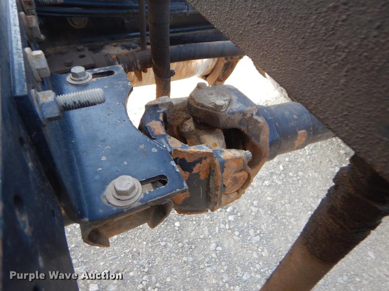 image for item EK9739 2002 Mack semi truck