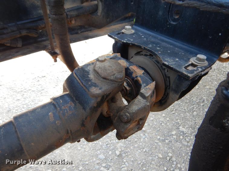 image for item EK9739 2002 Mack semi truck