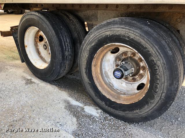 image for item G1310 1996 Utility dry van trailer