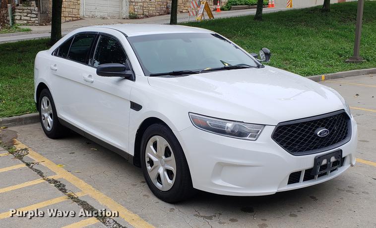 image for item BW9231 2015 Ford Taurus Police Interceptor