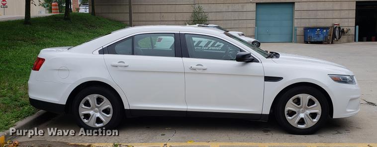 image for item BW9231 2015 Ford Taurus Police Interceptor