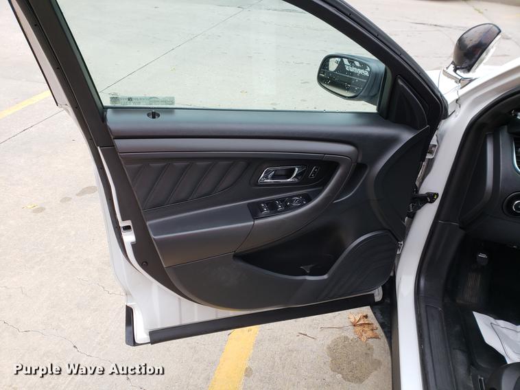 image for item BW9231 2015 Ford Taurus Police Interceptor