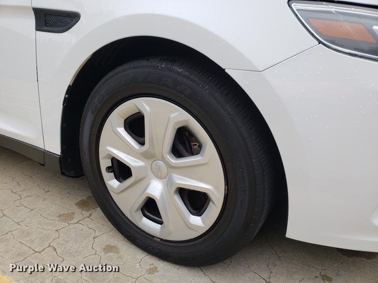 image for item BW9231 2015 Ford Taurus Police Interceptor