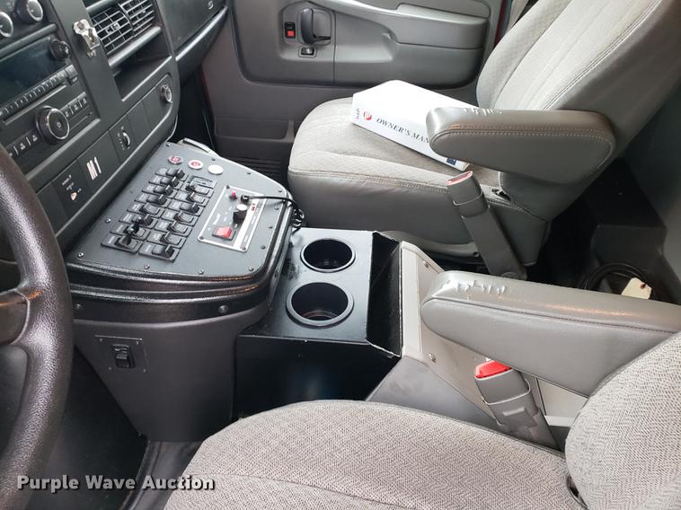 image for item BW9241 2010 Chevrolet Express G4500 ambulance