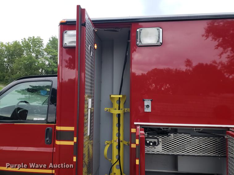 image for item BW9241 2010 Chevrolet Express G4500 ambulance