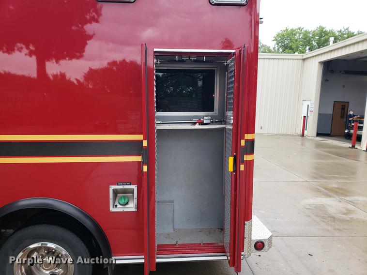 image for item BW9241 2010 Chevrolet Express G4500 ambulance