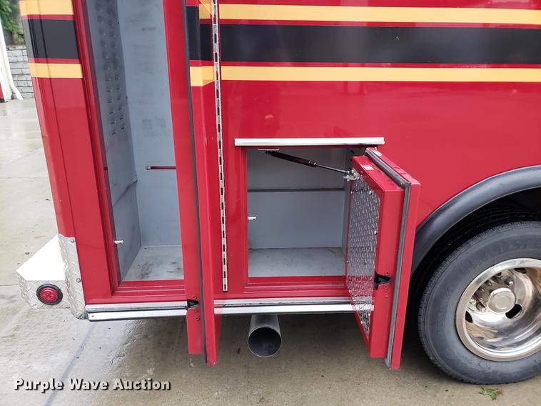 image for item BW9241 2010 Chevrolet Express G4500 ambulance