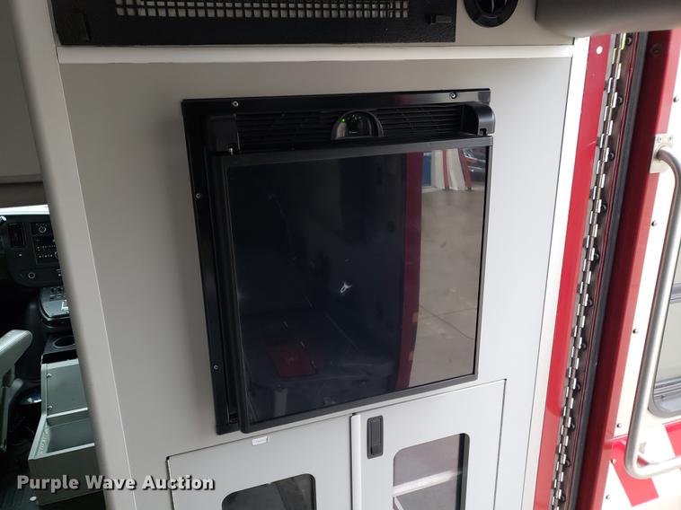 image for item BW9241 2010 Chevrolet Express G4500 ambulance