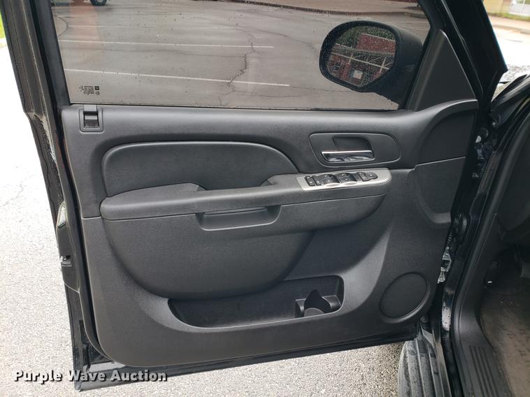 image for item BW9242 2011 Chevrolet Tahoe Police SUV